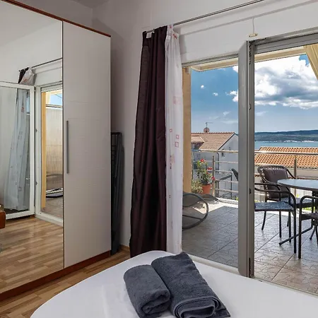 Novoselic Apartment