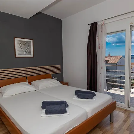 Apartment Novoselic