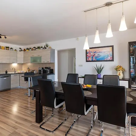 Novoselic Apartmán